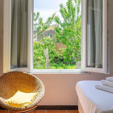 Joivy Delightful Flats Near Διαμέρισμα Βερνάτσα
